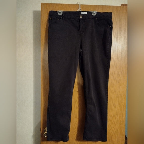 Black Jeans - Picture 2 of 2
